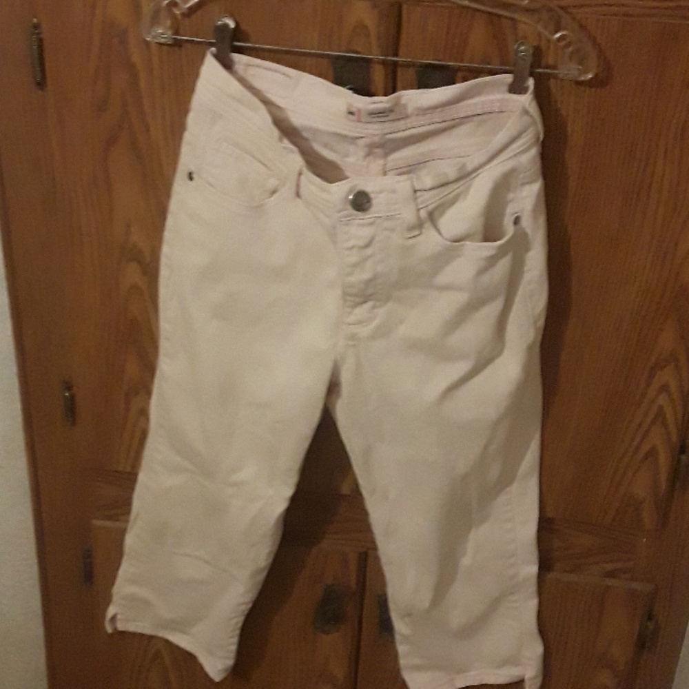 Capris